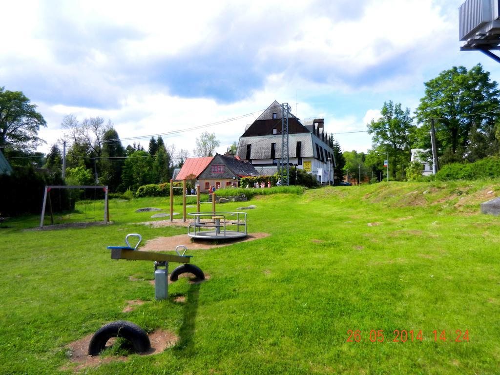 Horsky Hotel Jelinek Bedřichov Eksteriør billede